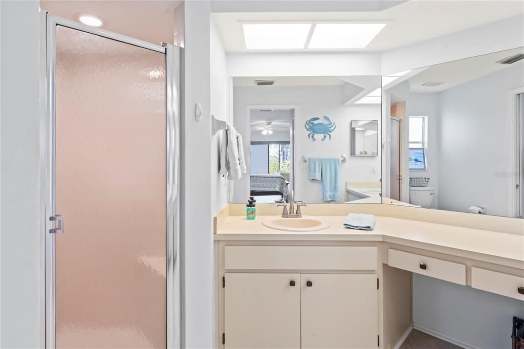 待售: $350,000 (2 贝兹, 2 浴室, 1848 平方英尺)