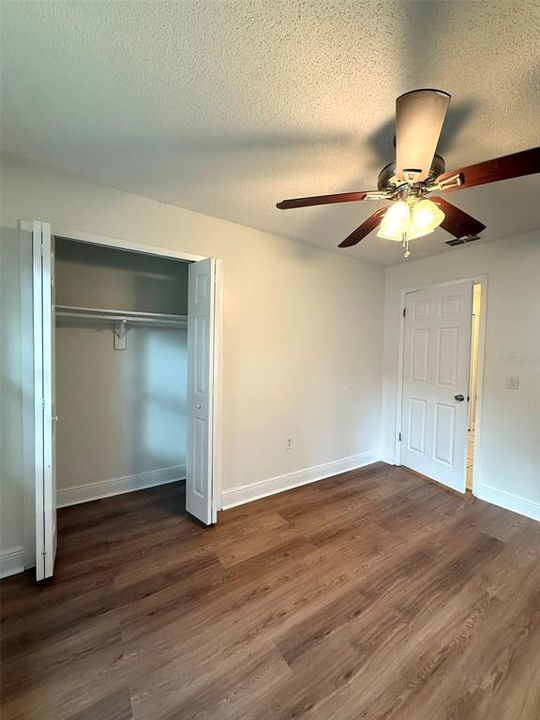 待售: $275,000 (3 贝兹, 2 浴室, 1100 平方英尺)