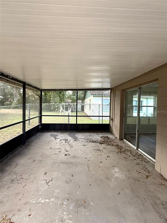 待售: $275,000 (3 贝兹, 2 浴室, 1100 平方英尺)