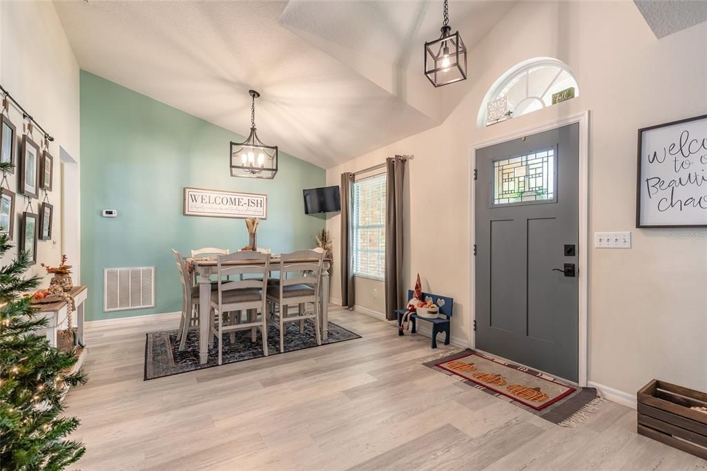 En Venta: $339,900 (3 camas, 2 baños, 1678 Pies cuadrados)