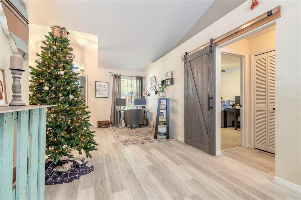 En Venta: $339,900 (3 camas, 2 baños, 1678 Pies cuadrados)