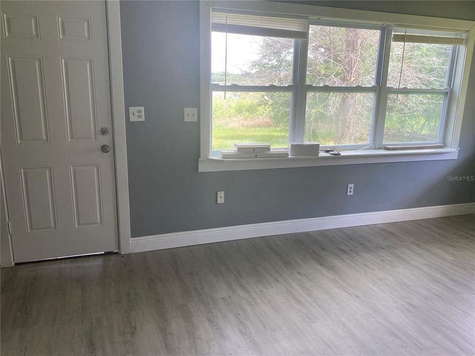 待售: $179,800 (3 贝兹, 2 浴室, 1628 平方英尺)