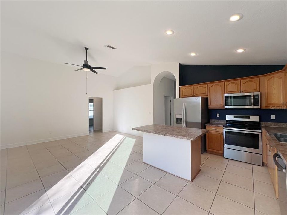 For Sale: $419,000 (3 beds, 2 baths, 1536 Square Feet)