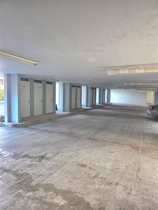 For Sale: $395,000 (2 beds, 3 baths, 1448 Square Feet)