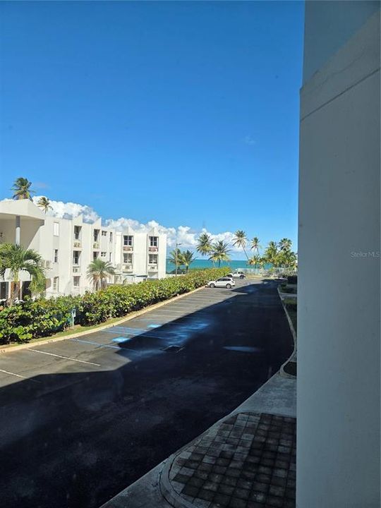 For Sale: $395,000 (2 beds, 3 baths, 1448 Square Feet)