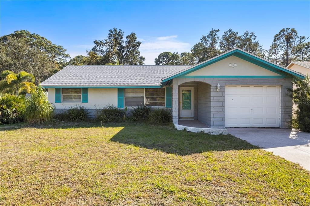 For Sale: $170,000 (2 beds, 1 baths, 1226 Square Feet)