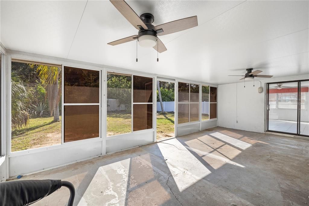 For Sale: $170,000 (2 beds, 1 baths, 1226 Square Feet)