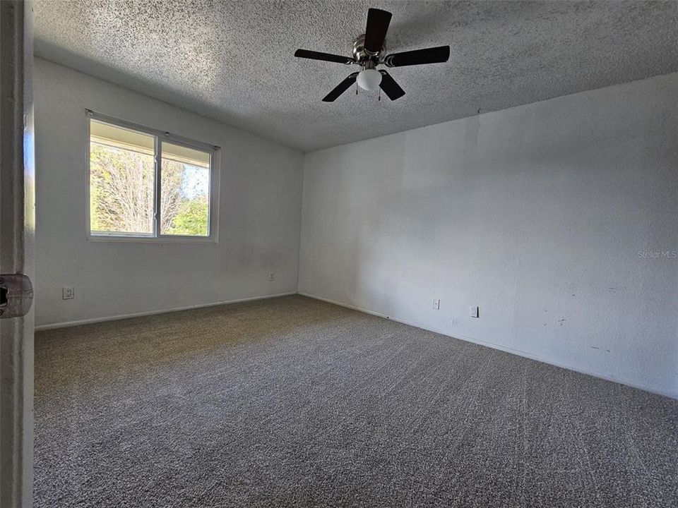 出租: $1,450 (2 贝兹, 2 浴室, 918 平方英尺)