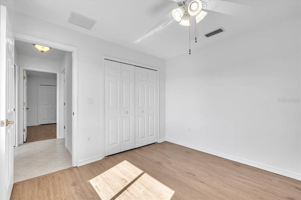 En Venta: $299,000 (3 camas, 2 baños, 1337 Pies cuadrados)