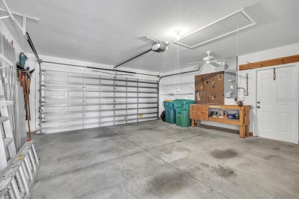 En Venta: $299,000 (3 camas, 2 baños, 1337 Pies cuadrados)