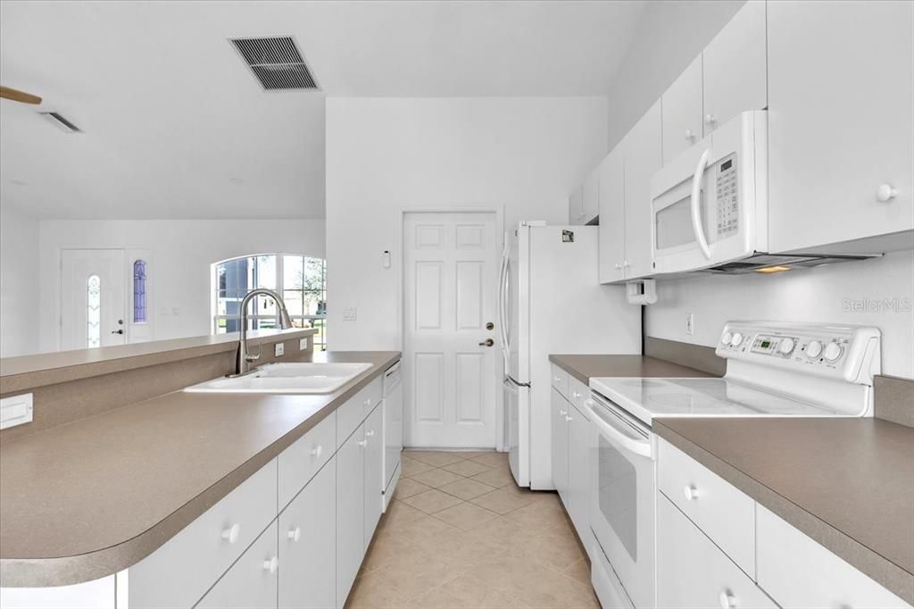 En Venta: $299,000 (3 camas, 2 baños, 1337 Pies cuadrados)