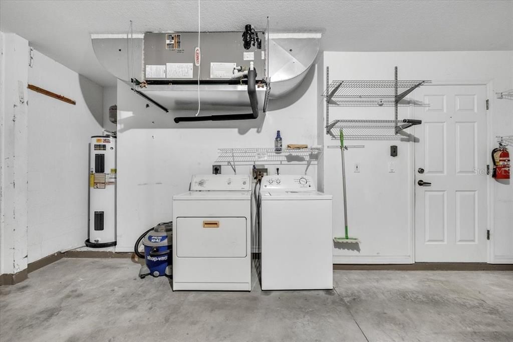 En Venta: $299,000 (3 camas, 2 baños, 1337 Pies cuadrados)