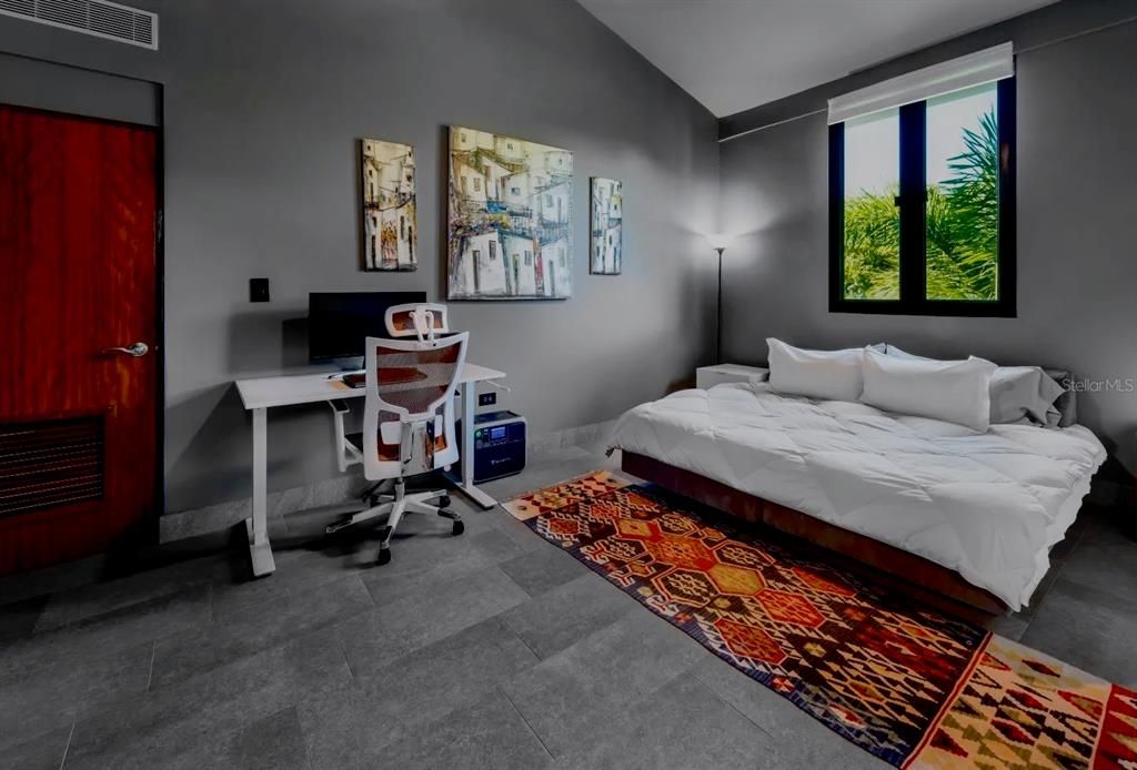 For Sale: $725,000 (2 beds, 2 baths, 1773 Square Feet)