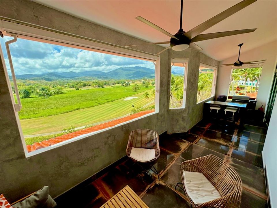 For Sale: $725,000 (2 beds, 2 baths, 1773 Square Feet)