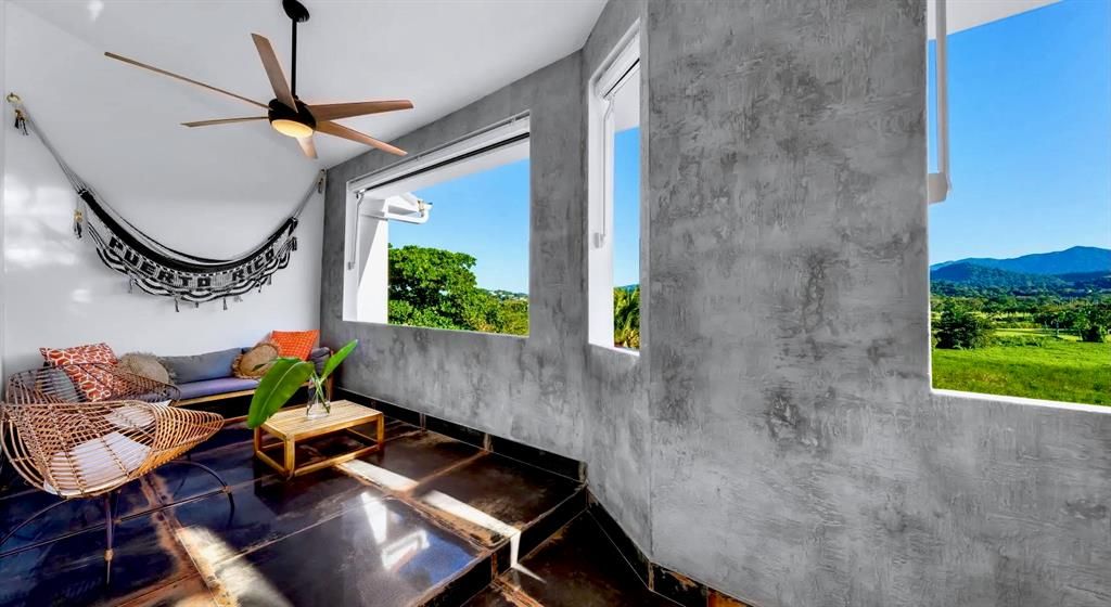 For Sale: $725,000 (2 beds, 2 baths, 1773 Square Feet)