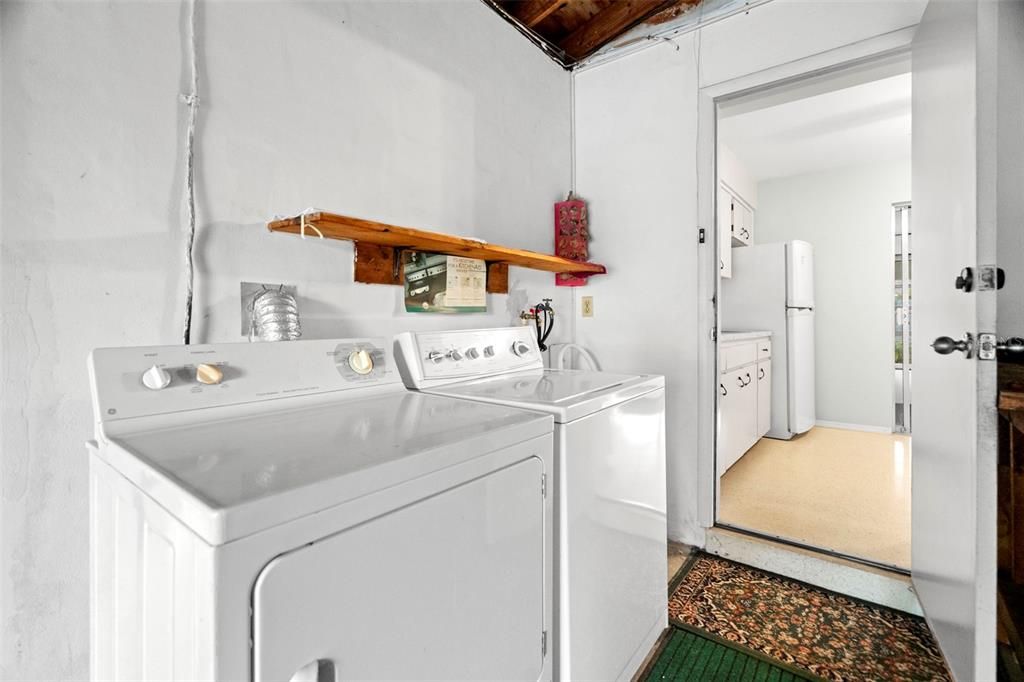 Activo con contrato: $234,900 (3 camas, 1 baños, 1176 Pies cuadrados)