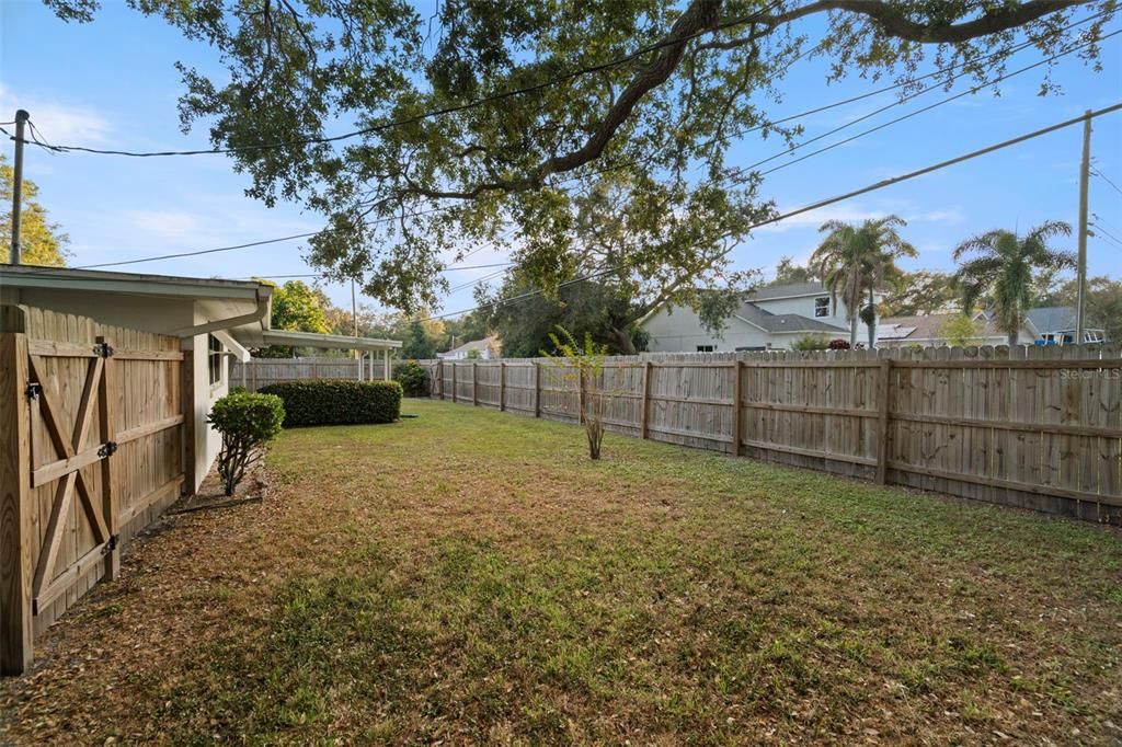 Activo con contrato: $234,900 (3 camas, 1 baños, 1176 Pies cuadrados)