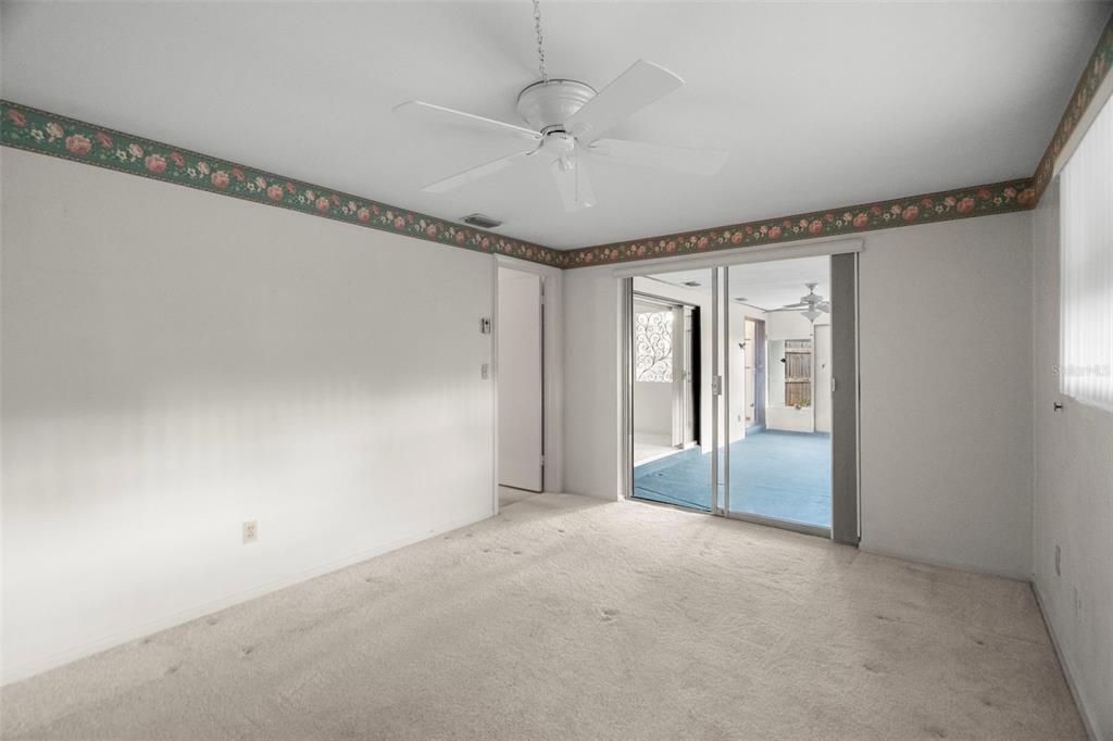 Activo con contrato: $234,900 (3 camas, 1 baños, 1176 Pies cuadrados)