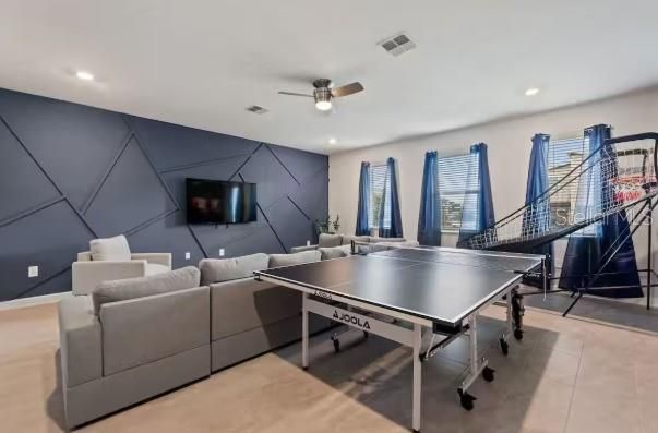 For Sale: $769,000 (8 beds, 5 baths, 4356 Square Feet)