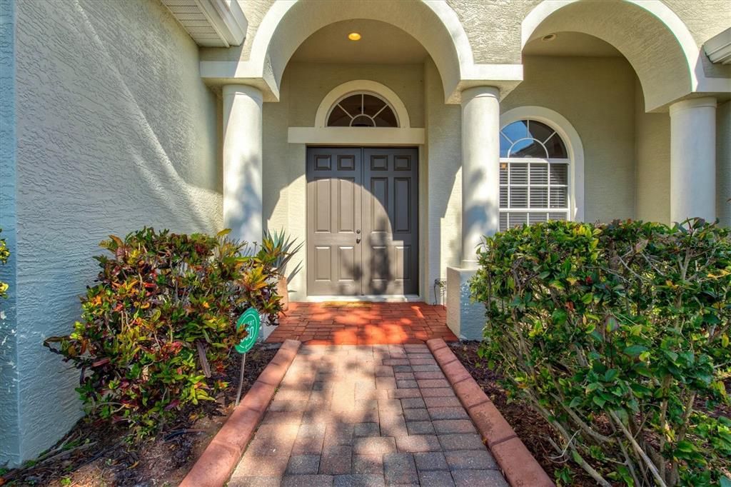 For Sale: $748,750 (4 beds, 2 baths, 2780 Square Feet)