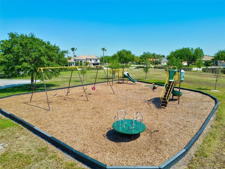 For Sale: $748,750 (4 beds, 2 baths, 2780 Square Feet)