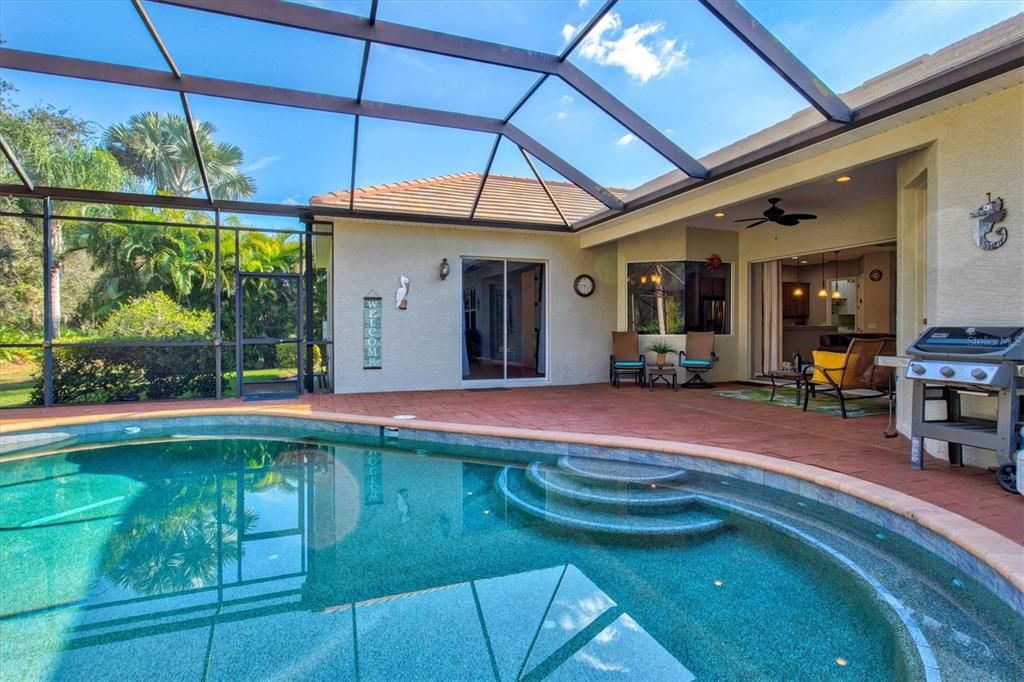 For Sale: $748,750 (4 beds, 2 baths, 2780 Square Feet)