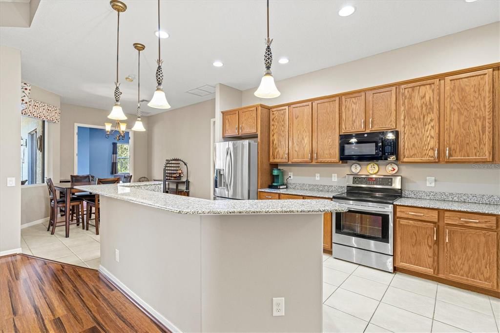 For Sale: $748,750 (4 beds, 2 baths, 2780 Square Feet)