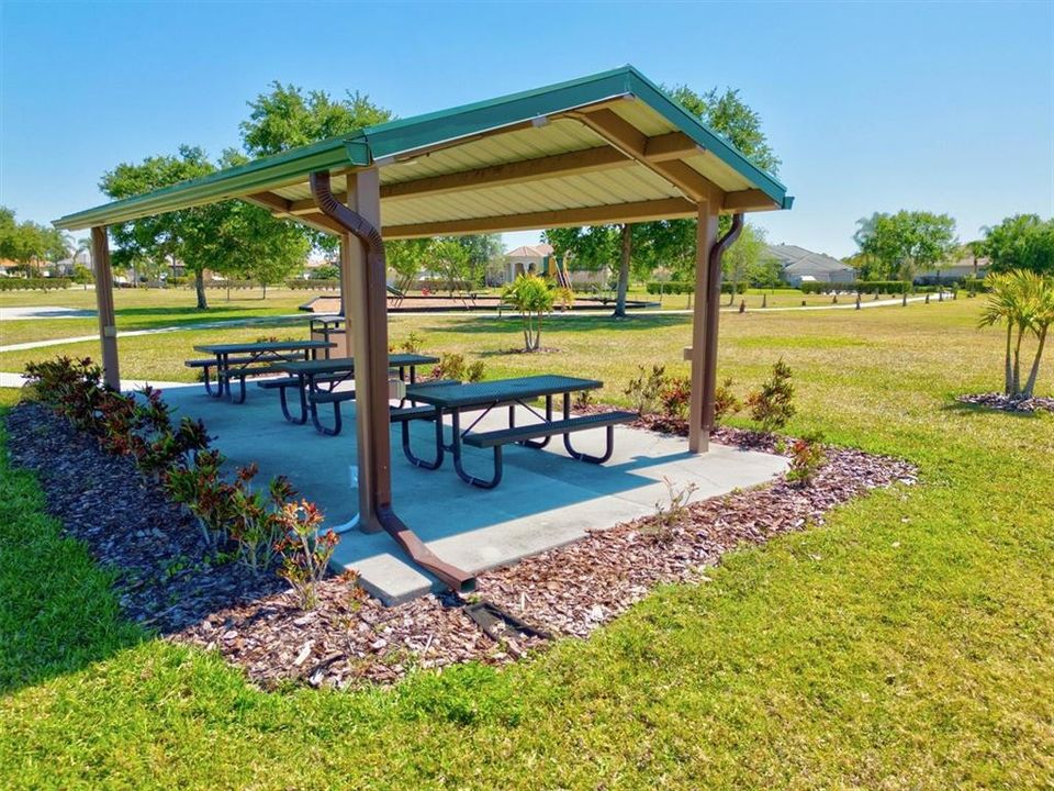 For Sale: $748,750 (4 beds, 2 baths, 2780 Square Feet)