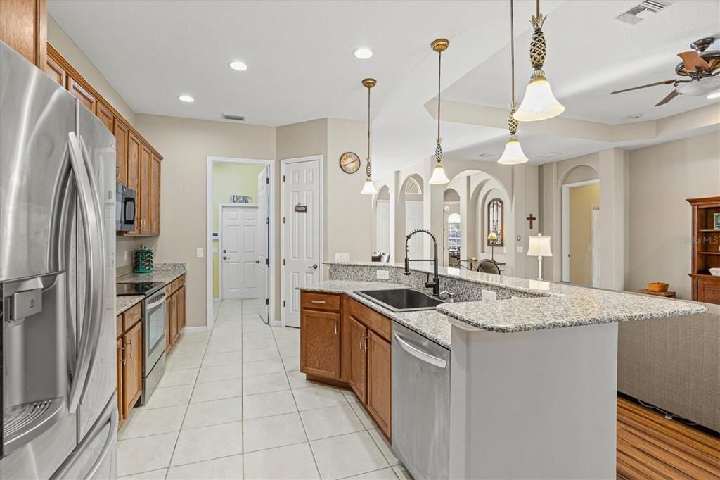 For Sale: $748,750 (4 beds, 2 baths, 2780 Square Feet)