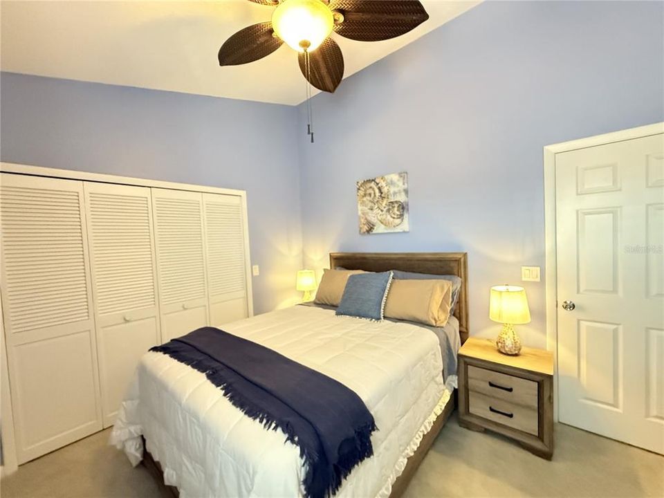 For Sale: $305,000 (3 beds, 2 baths, 1230 Square Feet)