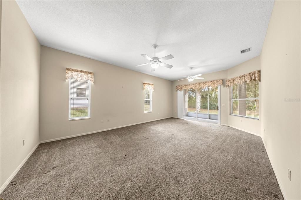 待售: $450,000 (3 贝兹, 3 浴室, 2737 平方英尺)