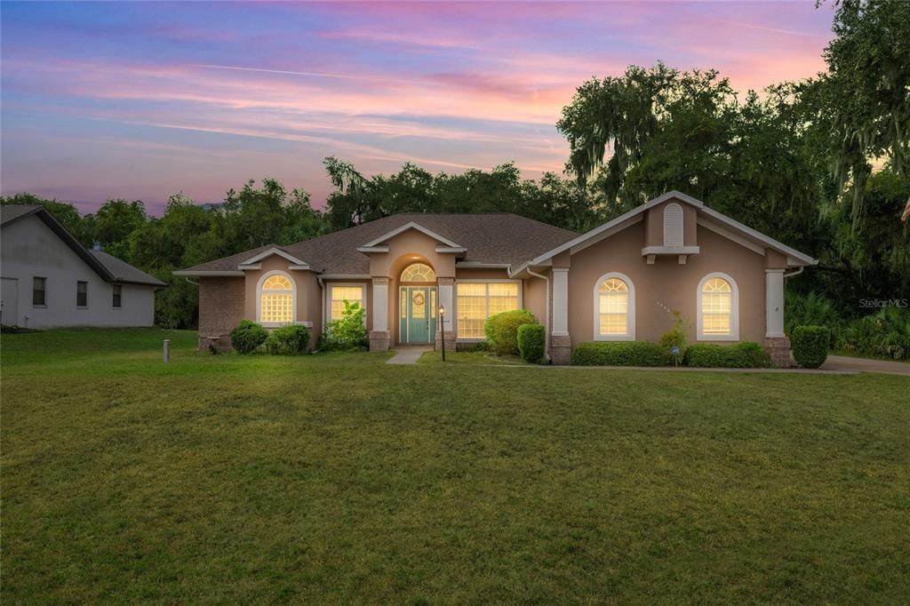 待售: $450,000 (3 贝兹, 3 浴室, 2737 平方英尺)