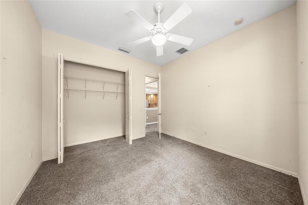 待售: $450,000 (3 贝兹, 3 浴室, 2737 平方英尺)