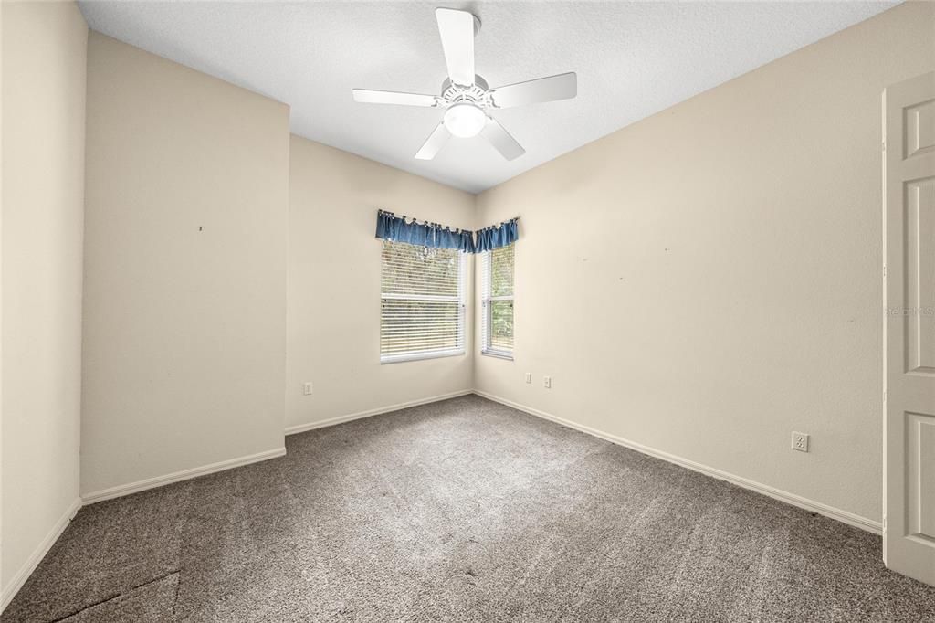 待售: $450,000 (3 贝兹, 3 浴室, 2737 平方英尺)