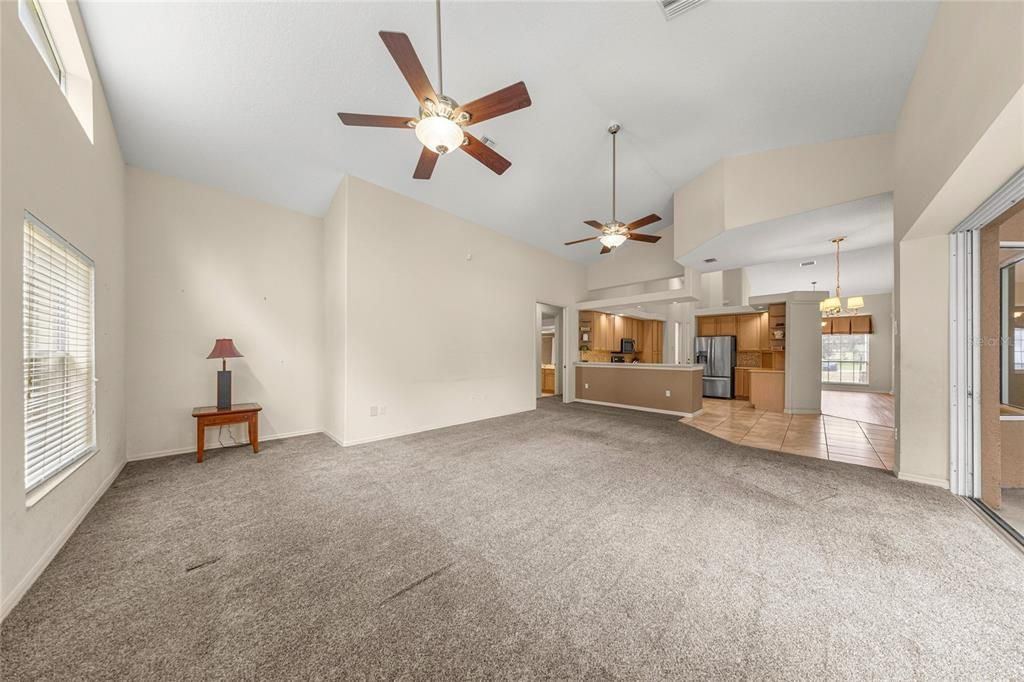 待售: $450,000 (3 贝兹, 3 浴室, 2737 平方英尺)