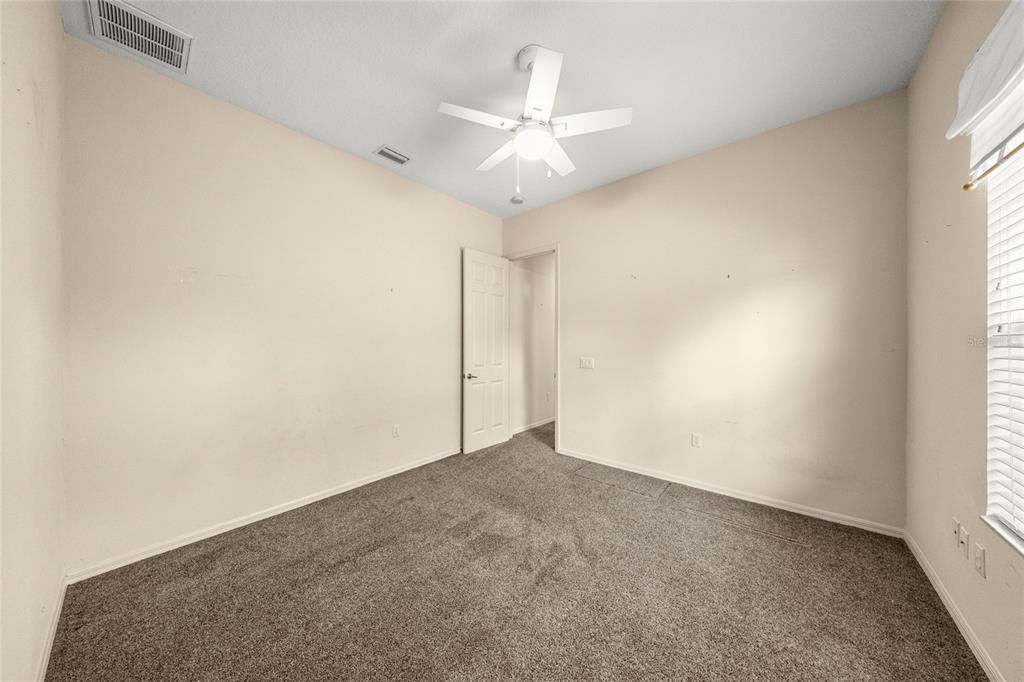 待售: $450,000 (3 贝兹, 3 浴室, 2737 平方英尺)