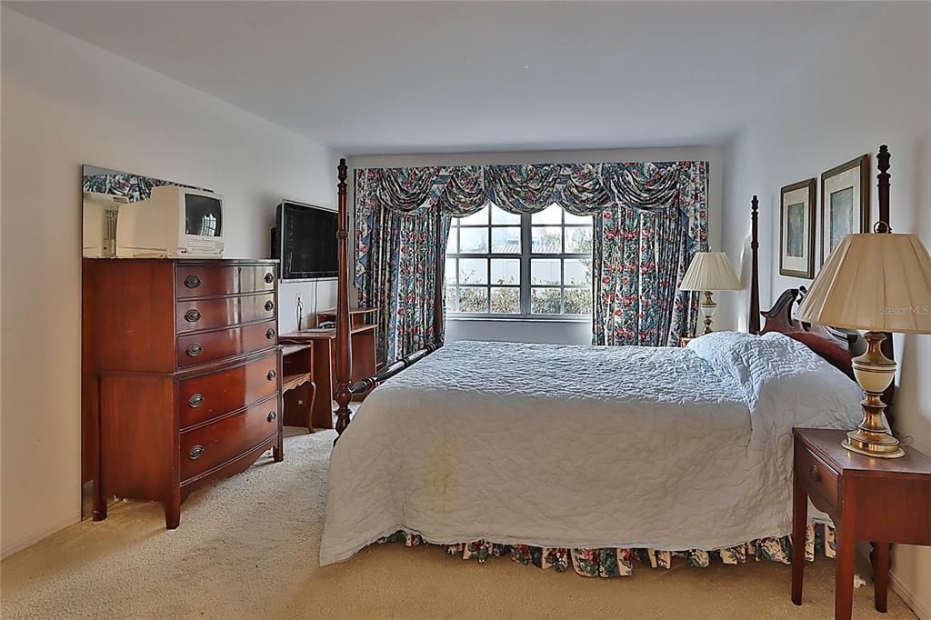 На продажу: $550,000 (3 спален, 2 ванн, 1753 Квадратных фут)