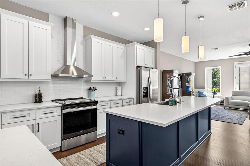 На продажу: $649,000 (3 спален, 3 ванн, 2131 Квадратных фут)