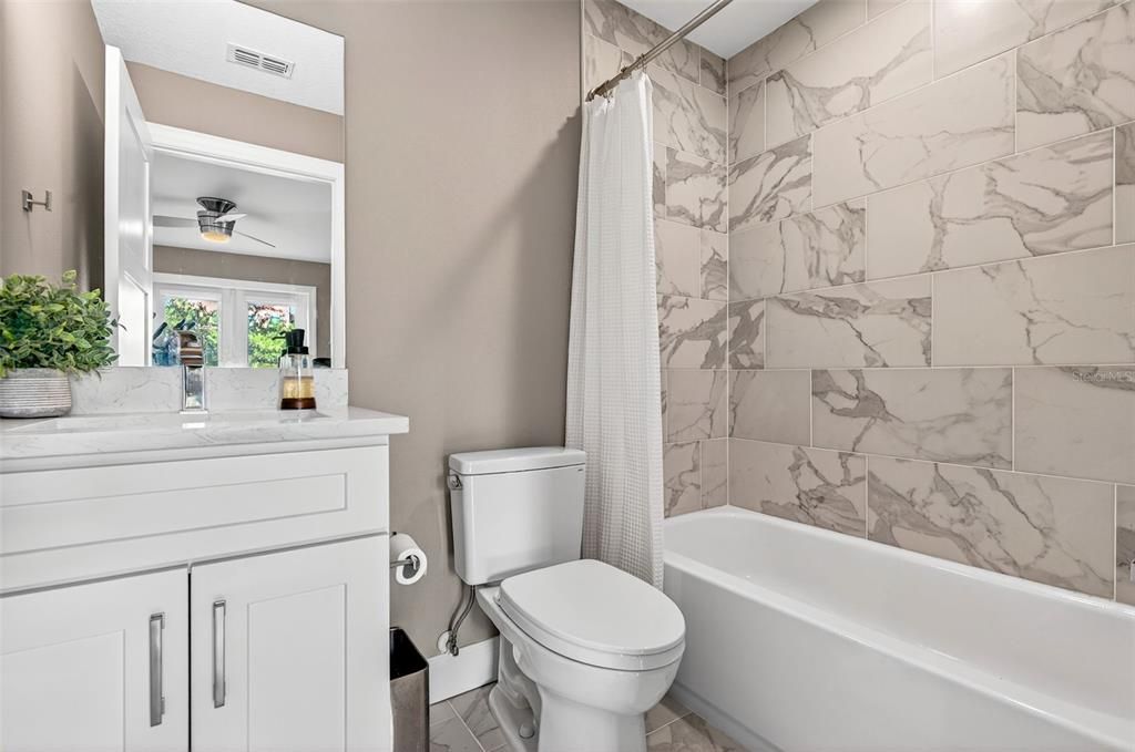 На продажу: $649,000 (3 спален, 3 ванн, 2131 Квадратных фут)