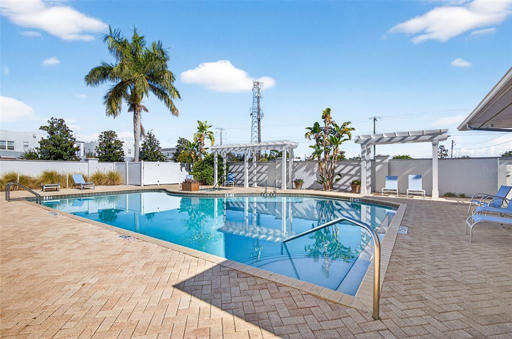 На продажу: $649,000 (3 спален, 3 ванн, 2131 Квадратных фут)