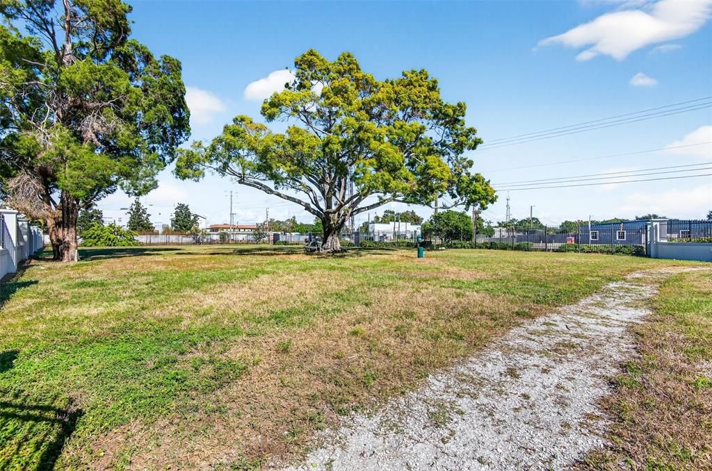 На продажу: $649,000 (3 спален, 3 ванн, 2131 Квадратных фут)