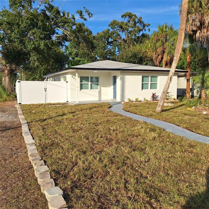 For Sale: $375,000 (3 beds, 2 baths, 1336 Square Feet)