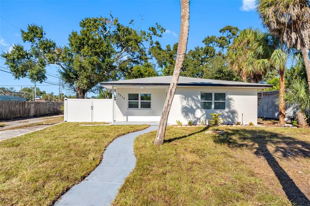 For Sale: $375,000 (3 beds, 2 baths, 1336 Square Feet)