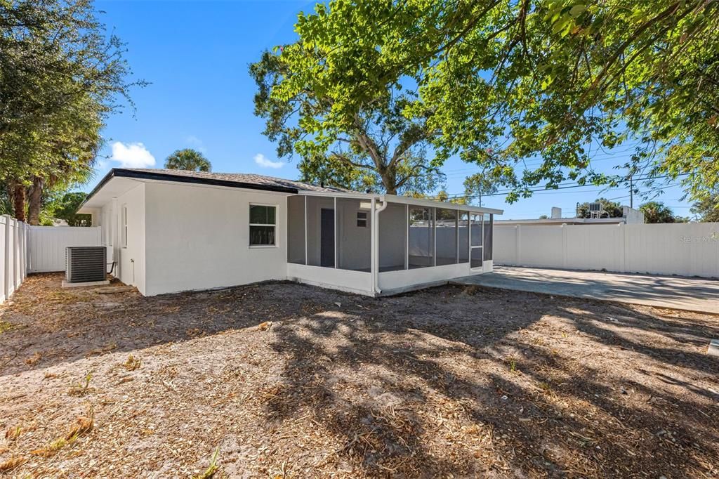 For Sale: $375,000 (3 beds, 2 baths, 1336 Square Feet)