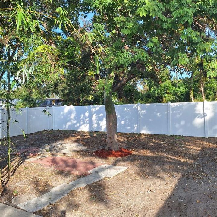 For Sale: $375,000 (3 beds, 2 baths, 1336 Square Feet)