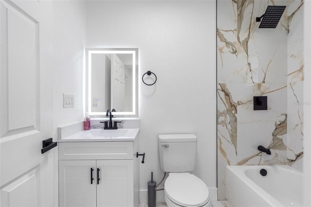 For Sale: $375,000 (3 beds, 2 baths, 1336 Square Feet)