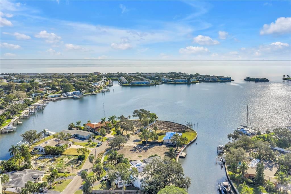 For Sale: $1,195,000 (0.39 acres)