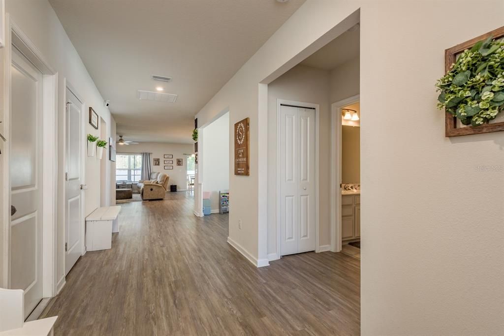 For Sale: $475,000 (3 beds, 2 baths, 2040 Square Feet)