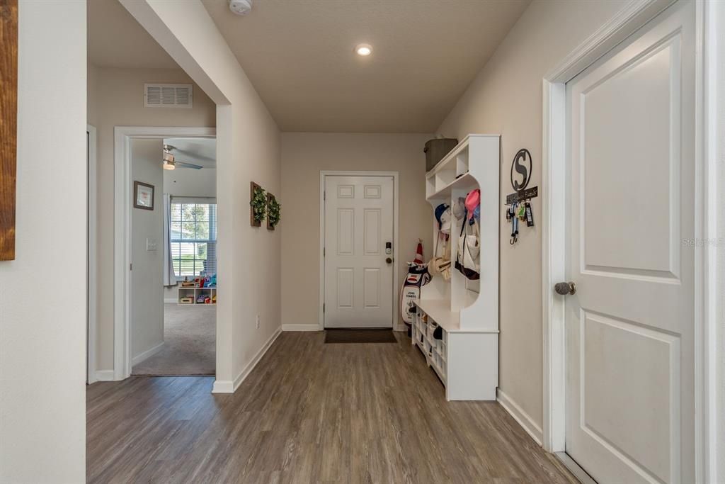 For Sale: $475,000 (3 beds, 2 baths, 2040 Square Feet)