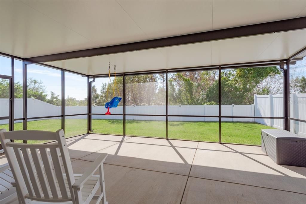 For Sale: $475,000 (3 beds, 2 baths, 2040 Square Feet)